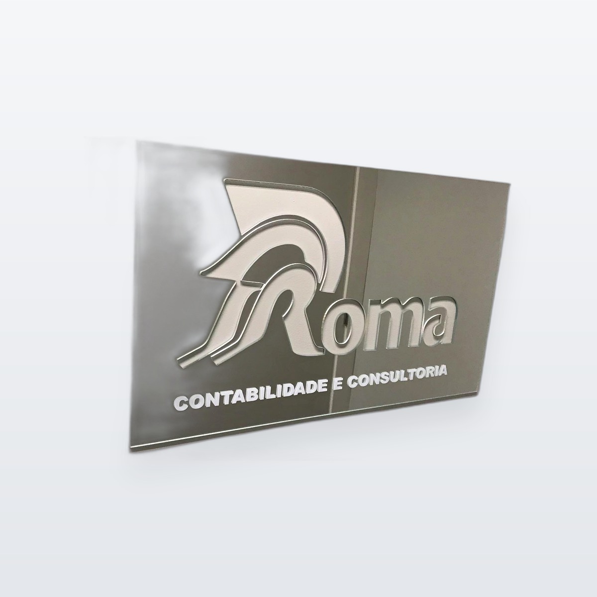 Placa de sinalização Roma Contabilidade e Consultoria cortada pela SMS Cortes